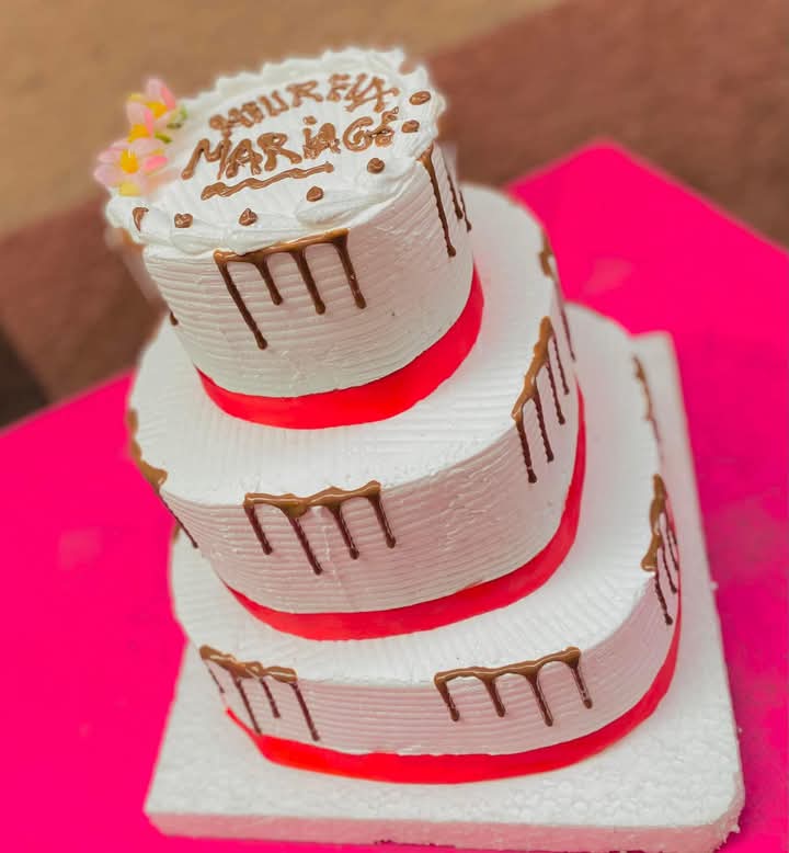 GATEAU DE MARIAGE